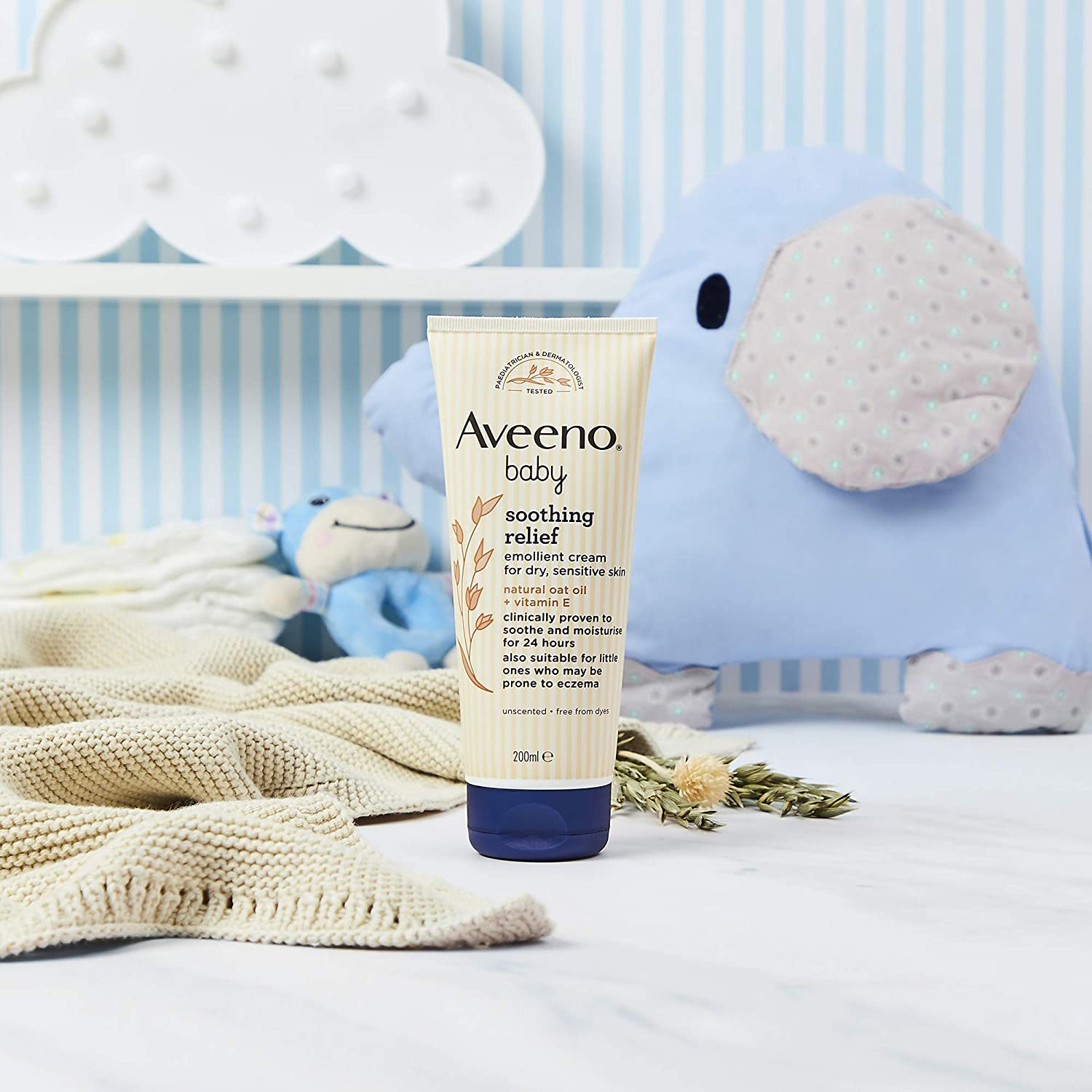 Aveeno Baby Soothing Relief Emollient Cream 200ml Suitable for Dry