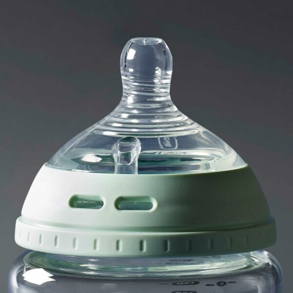 Tommee Tippee Natural Start Anti-Colic Glass Baby Bottle, 250ml, 0+ month - Image 4